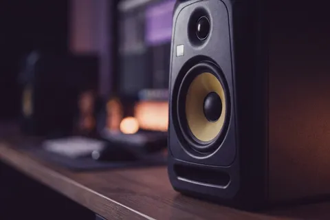 Type beat vs. custom beat: which one do you need